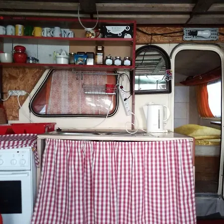 Tente de luxe Karavan U Prehrady