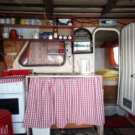 Karavan U Prehrady Tente de luxe *